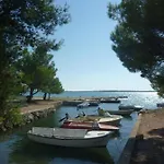 Apartment Lavanda Vrsi